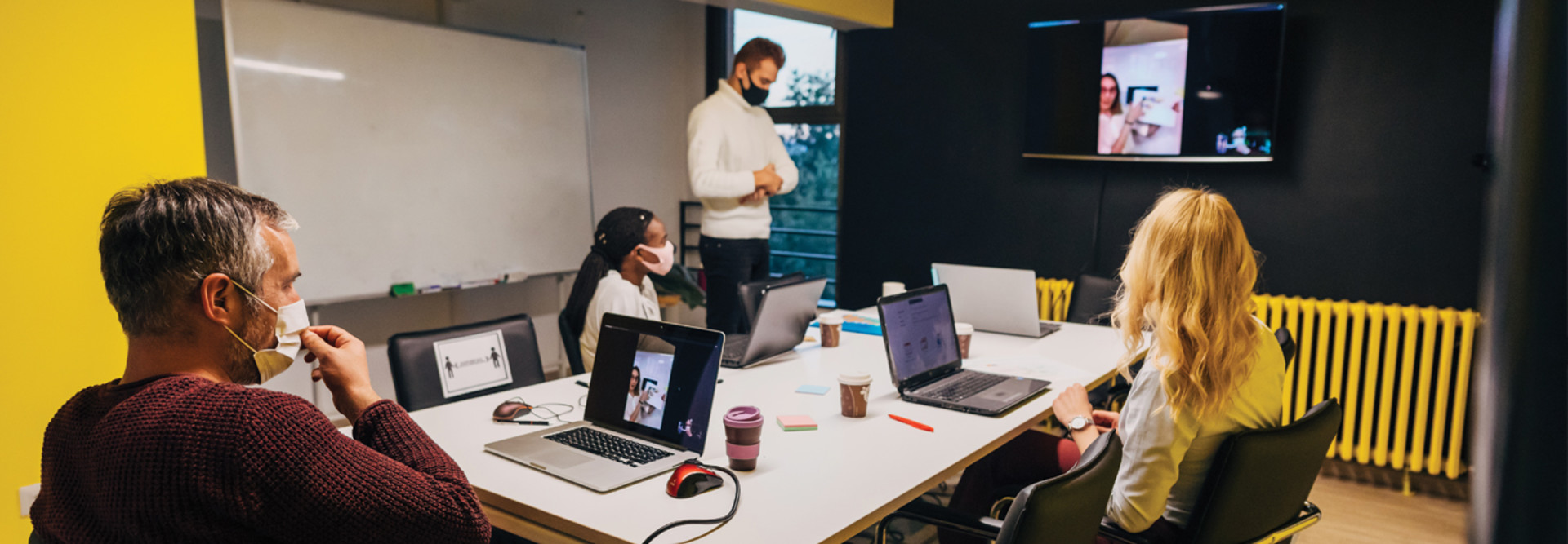 Hybrid work in government 