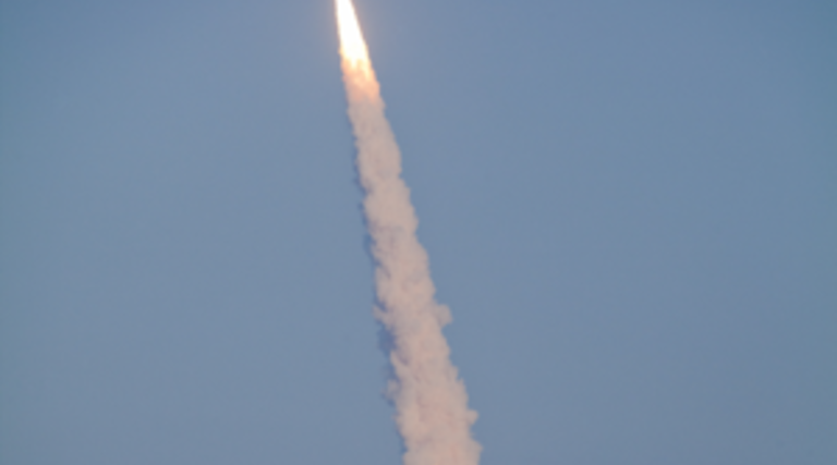 NASA Goes Green: Astronauts Will Grow Lettuce in Space This Year